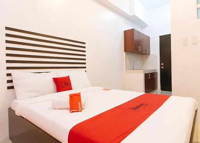 Hotel Reddoorz @ Jardin Lrt Tayuman