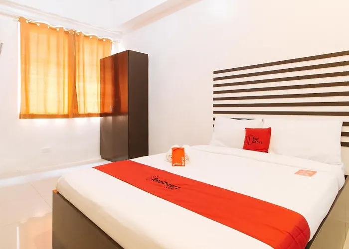 Reddoorz @ Jardin Lrt Tayuman Hotel