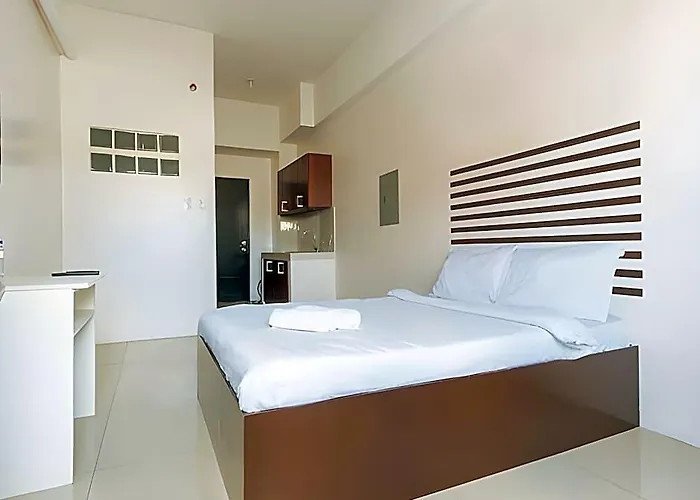 Hotel Reddoorz @ Jardin Lrt Tayuman Manila